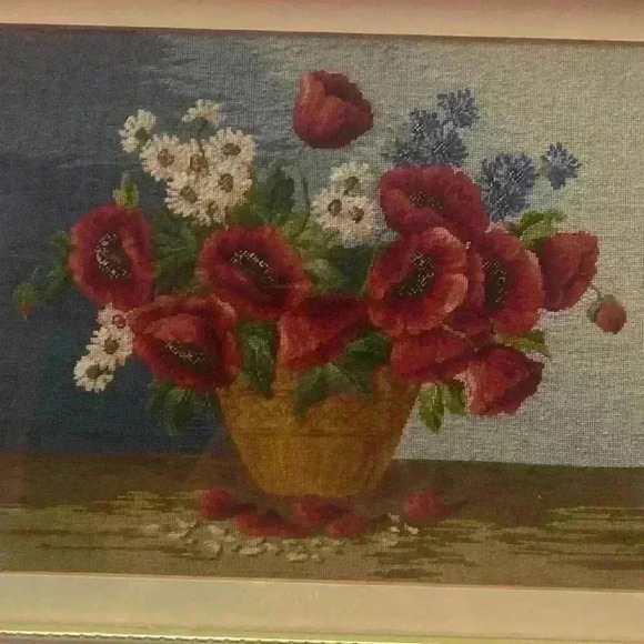 Poppy Daisy Bachelor Button NeedlePoint Floral  Still Life Vtg MCM Framed 11x14 - Picture 8 of 16